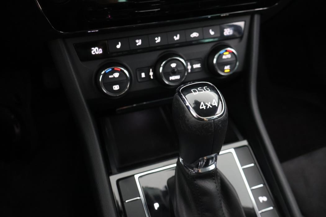 SKODA Superb 2017