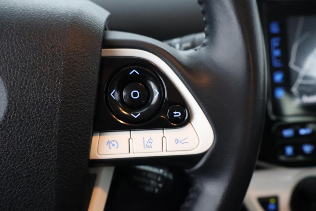 TOYOTA Prius Plug-in Hybrid 2018