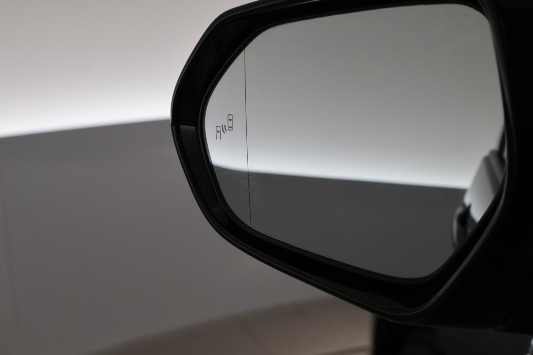 TOYOTA Prius Plug-in Hybrid 2018