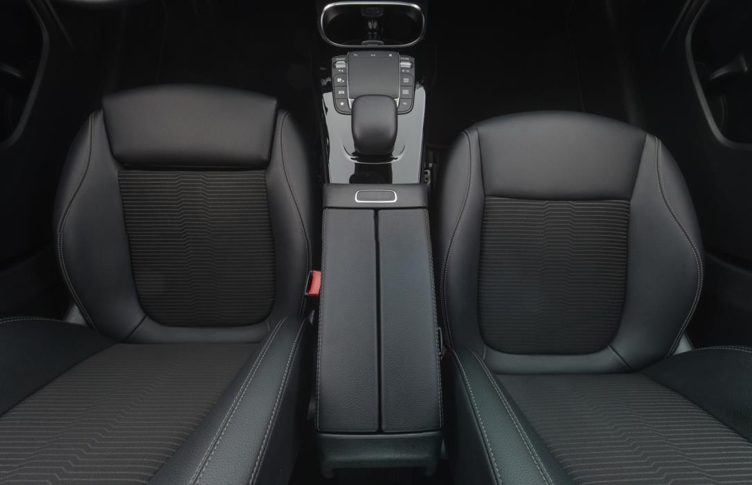 MERCEDES-BENZ CLA 2022