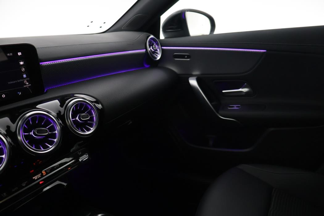 MERCEDES-BENZ CLA 2022