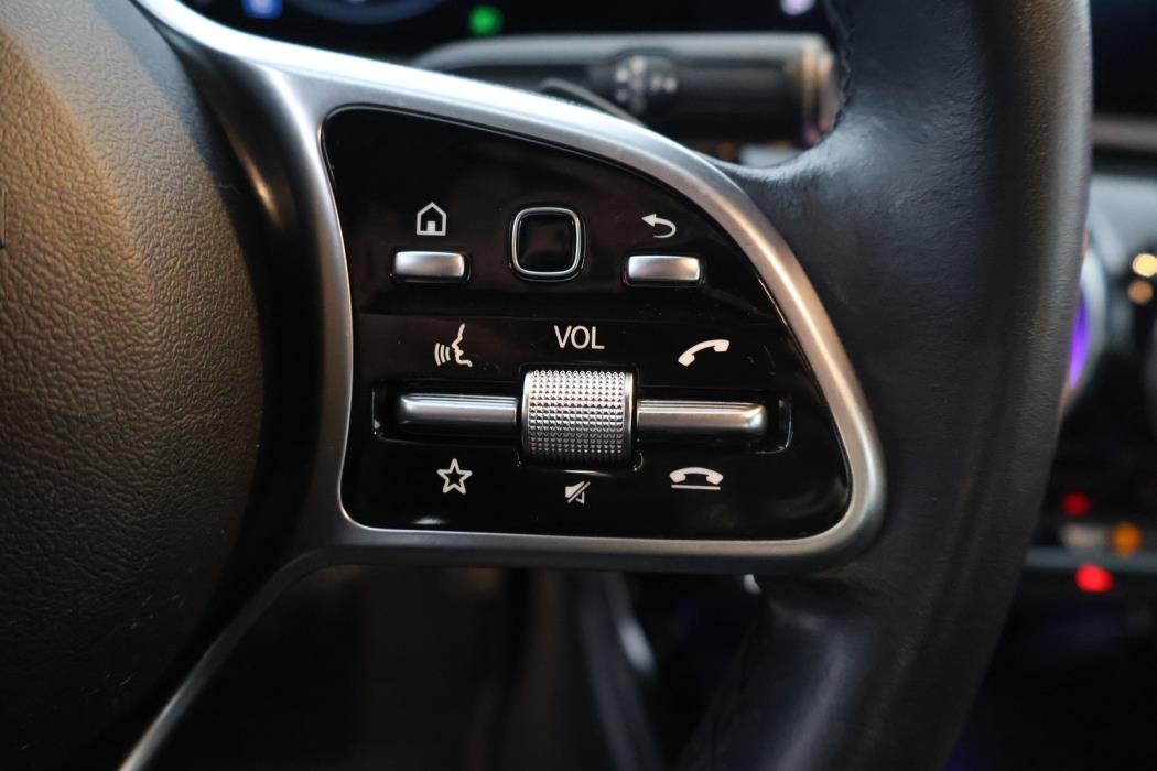 MERCEDES-BENZ CLA 2022