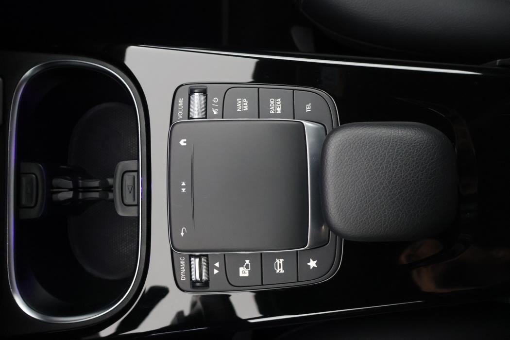 MERCEDES-BENZ CLA 2022