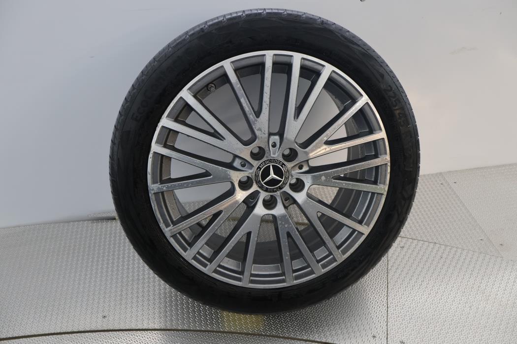 MERCEDES-BENZ CLA 2022