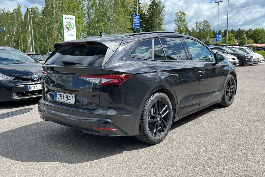 SKODA Enyaq 2023