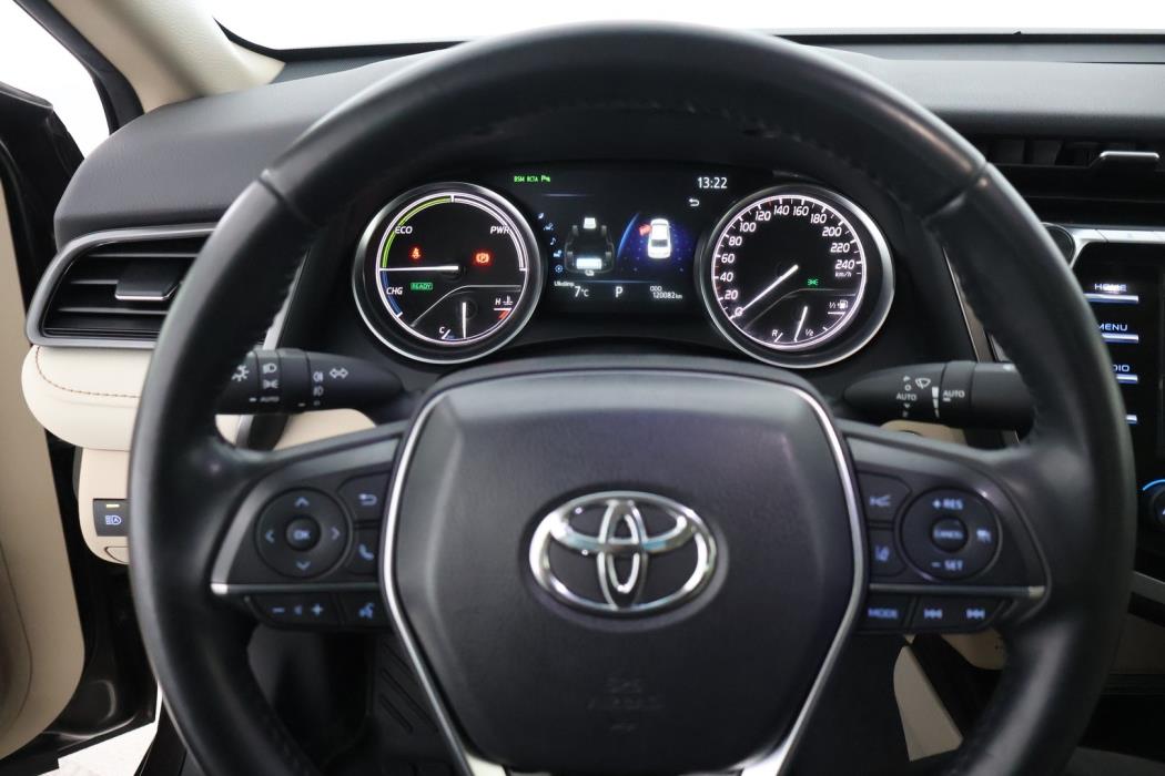 TOYOTA Camry 2019