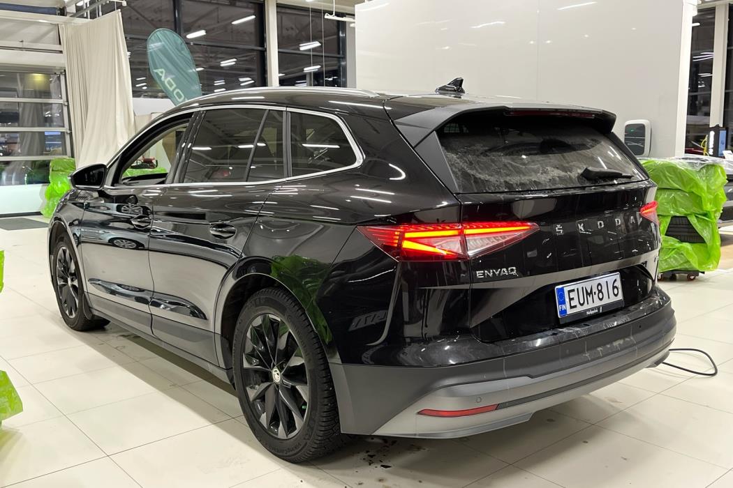 SKODA Enyaq 2023