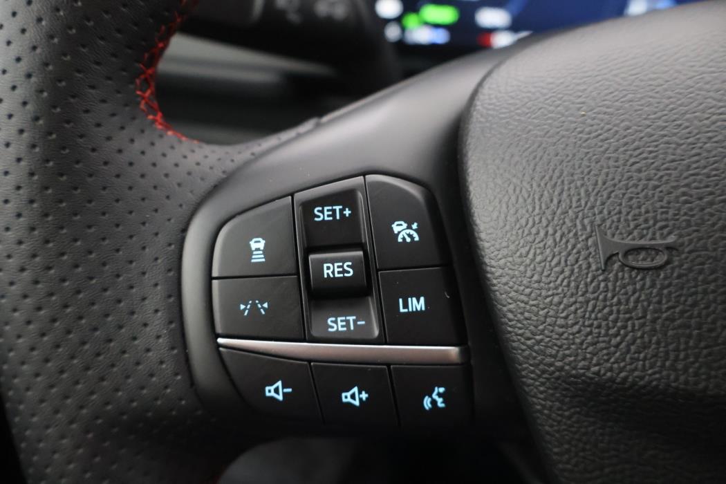 FORD Kuga 2024
