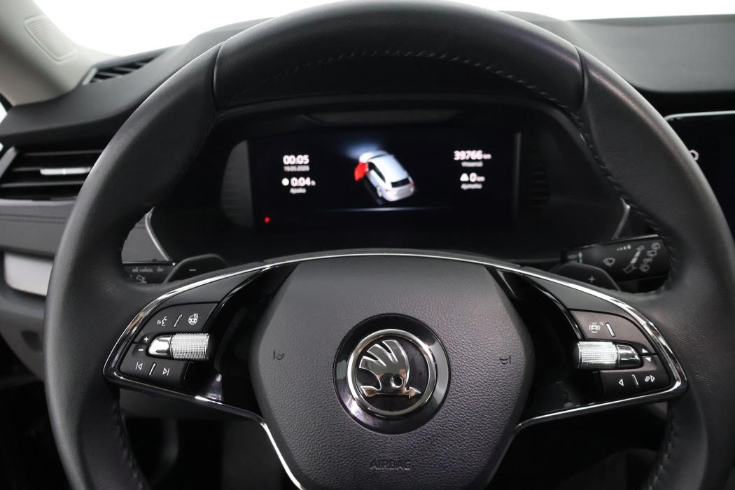 SKODA Octavia 2024