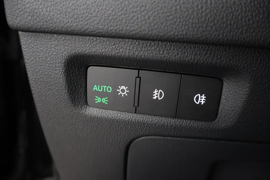 SKODA Octavia 2024