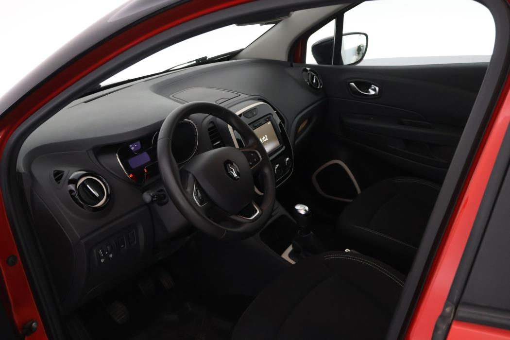 RENAULT Captur 2019