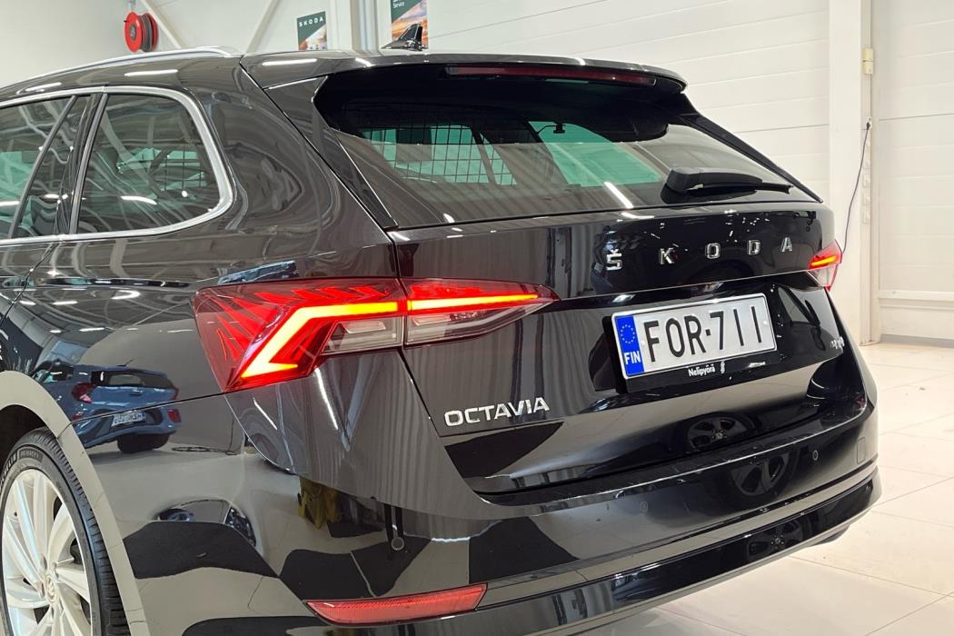 SKODA Octavia 2021