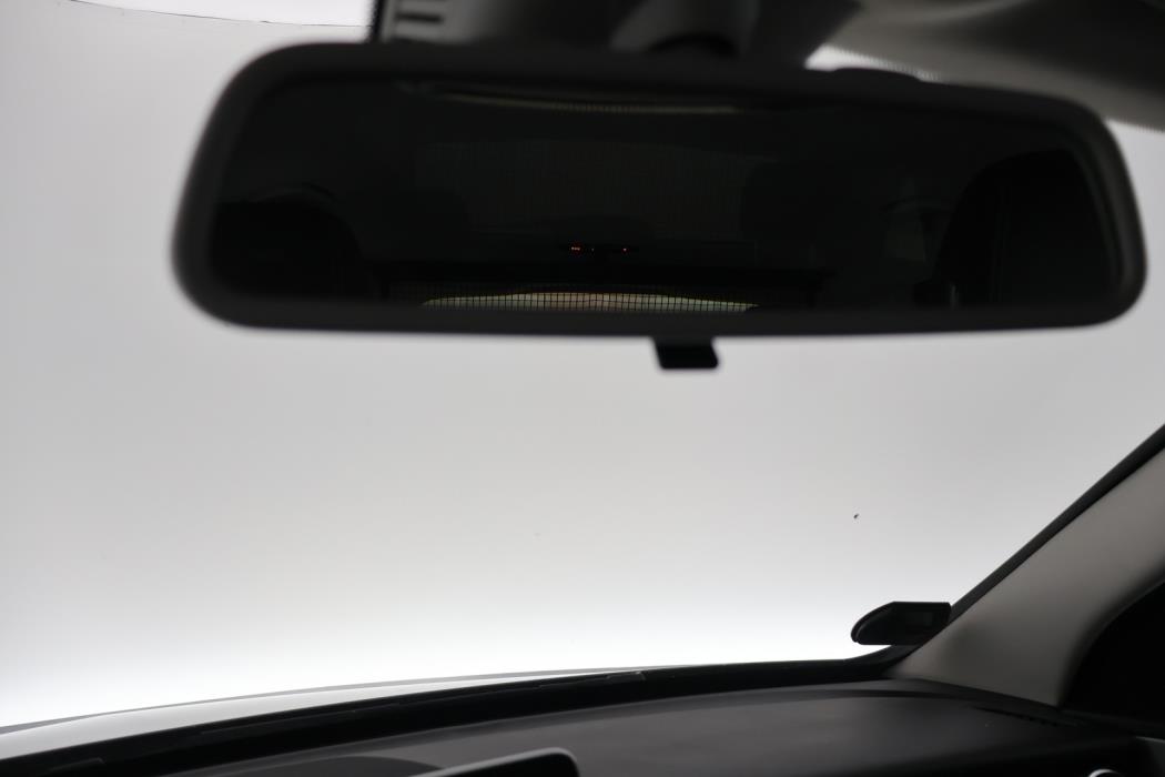 MERCEDES-BENZ C 2016