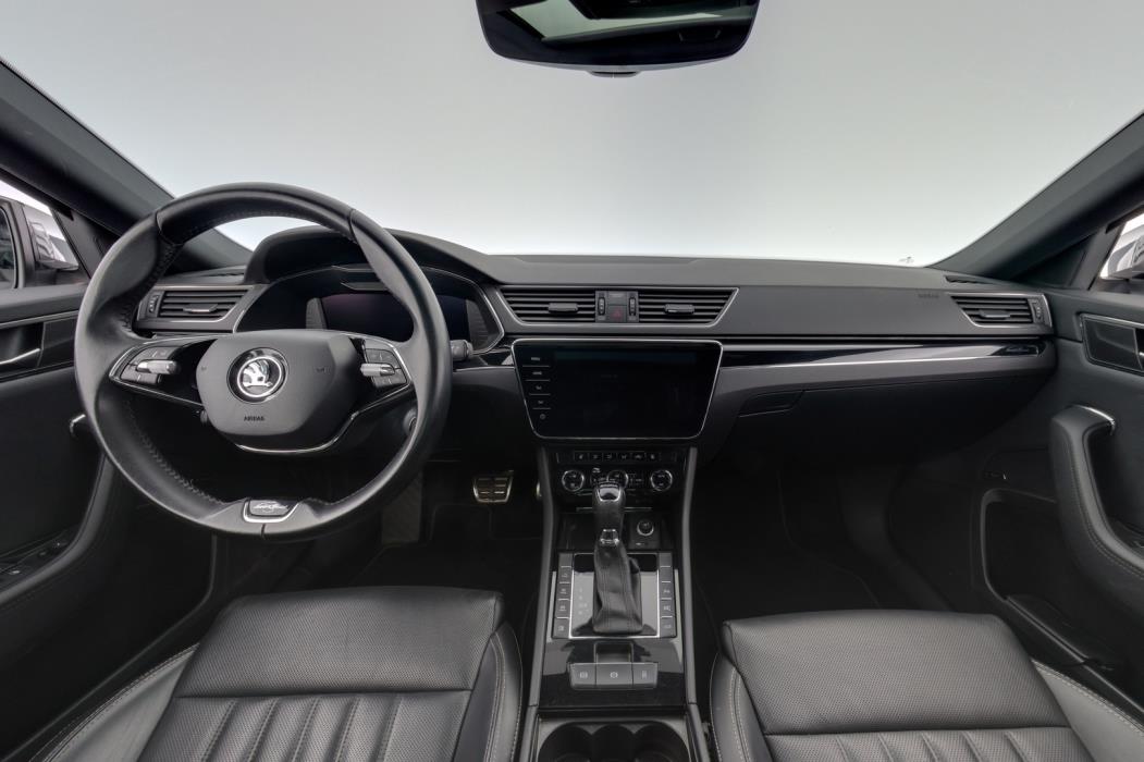SKODA Superb 2023