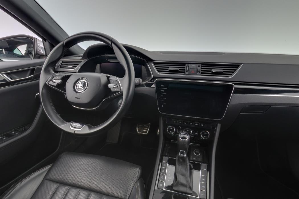 SKODA Superb 2023