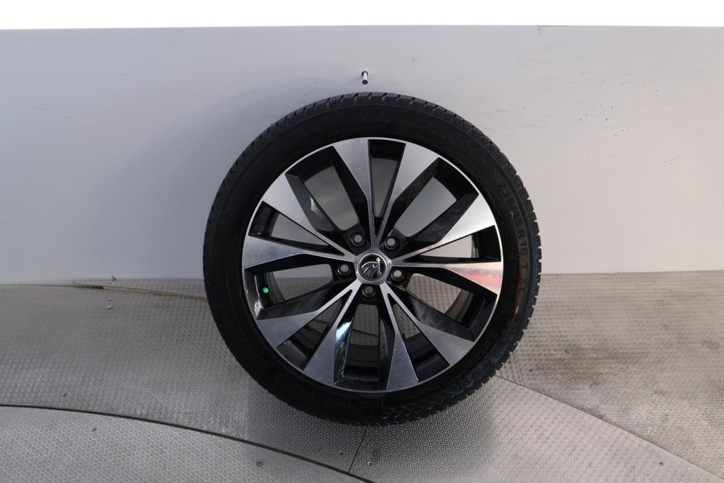 SKODA Superb 2023