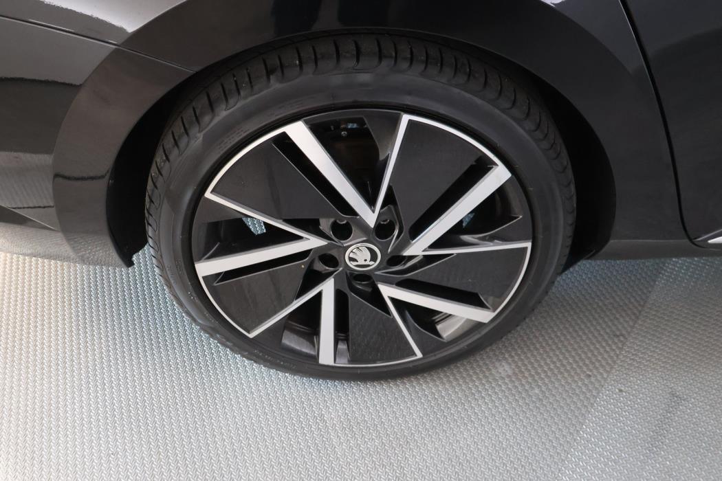 SKODA Superb 2023