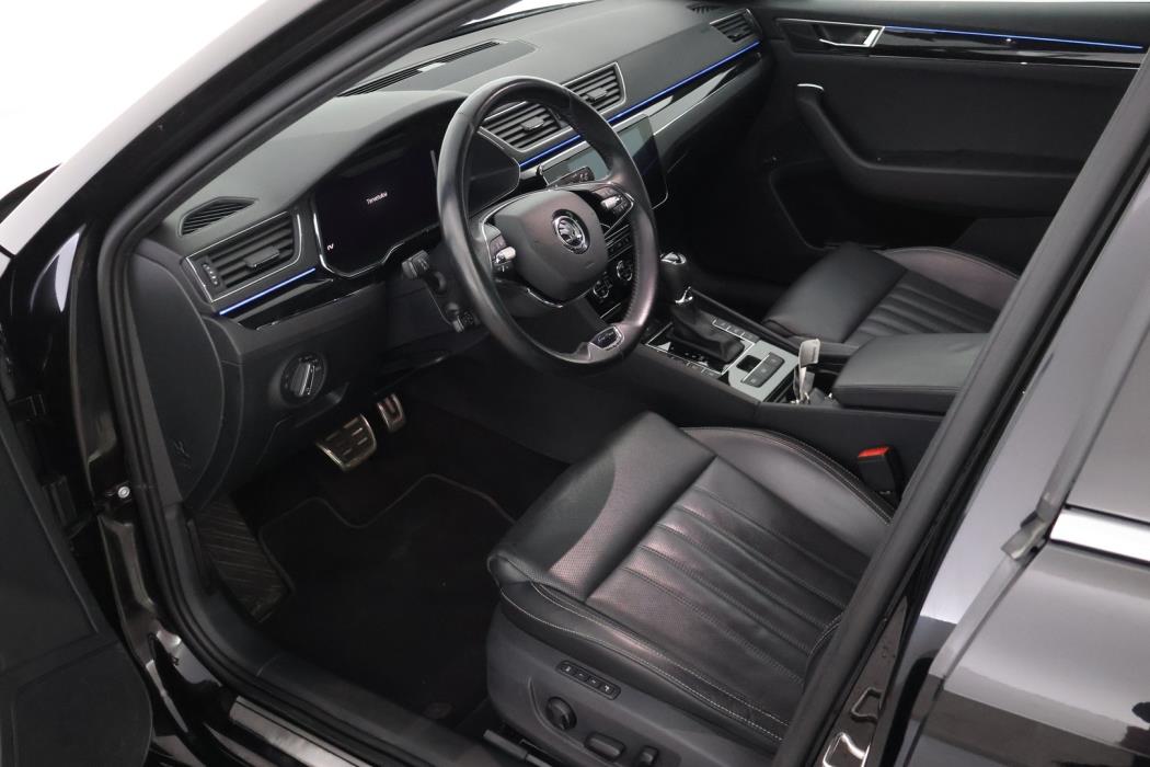SKODA Superb 2023