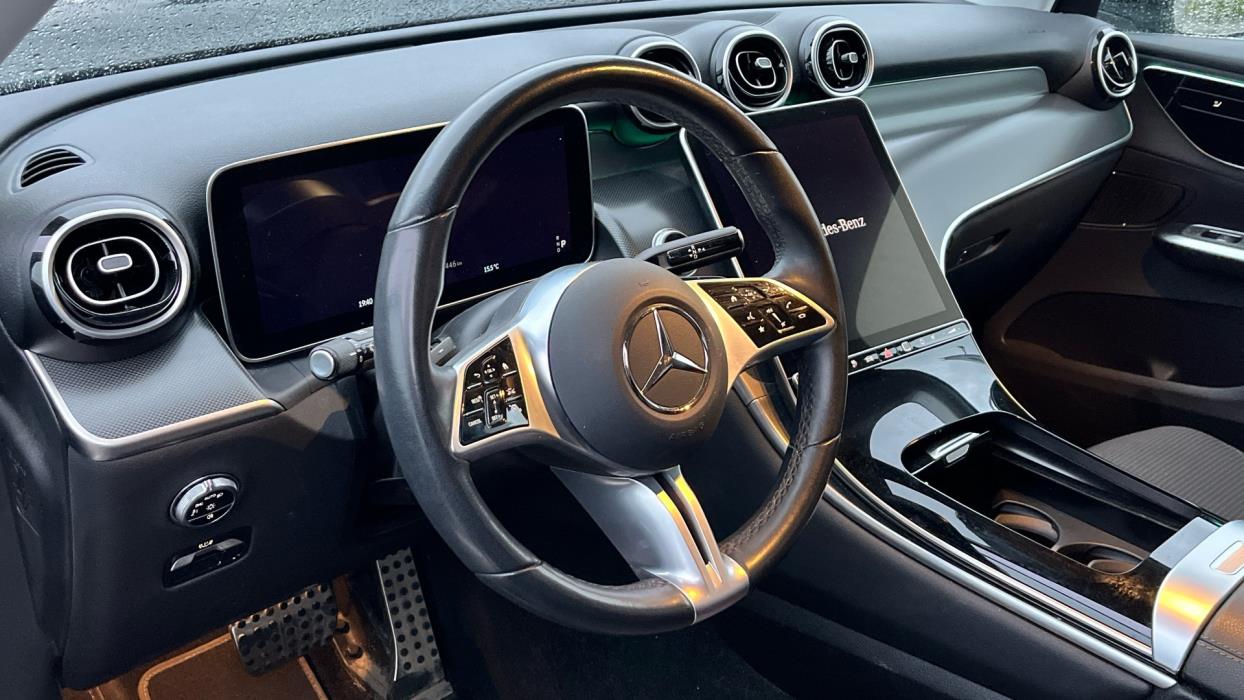 MERCEDES-BENZ GLC 2024