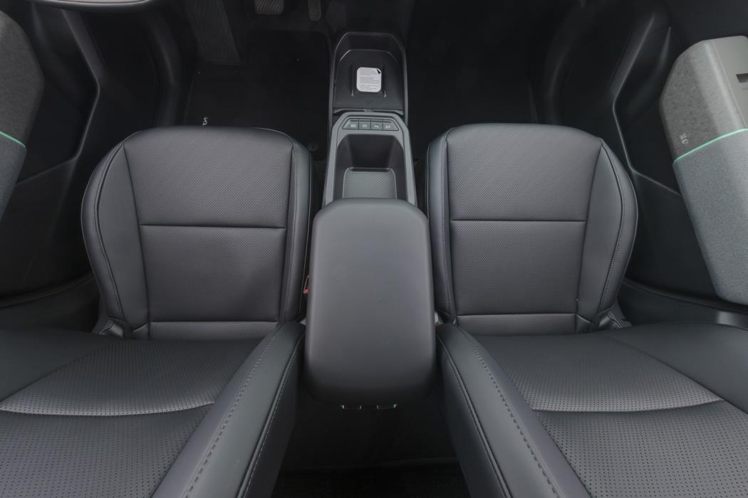 KIA EV4 2027