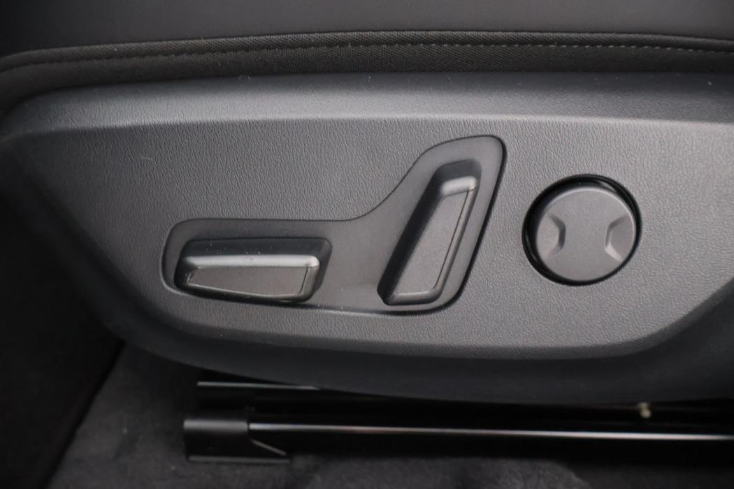 KIA EV4 2027