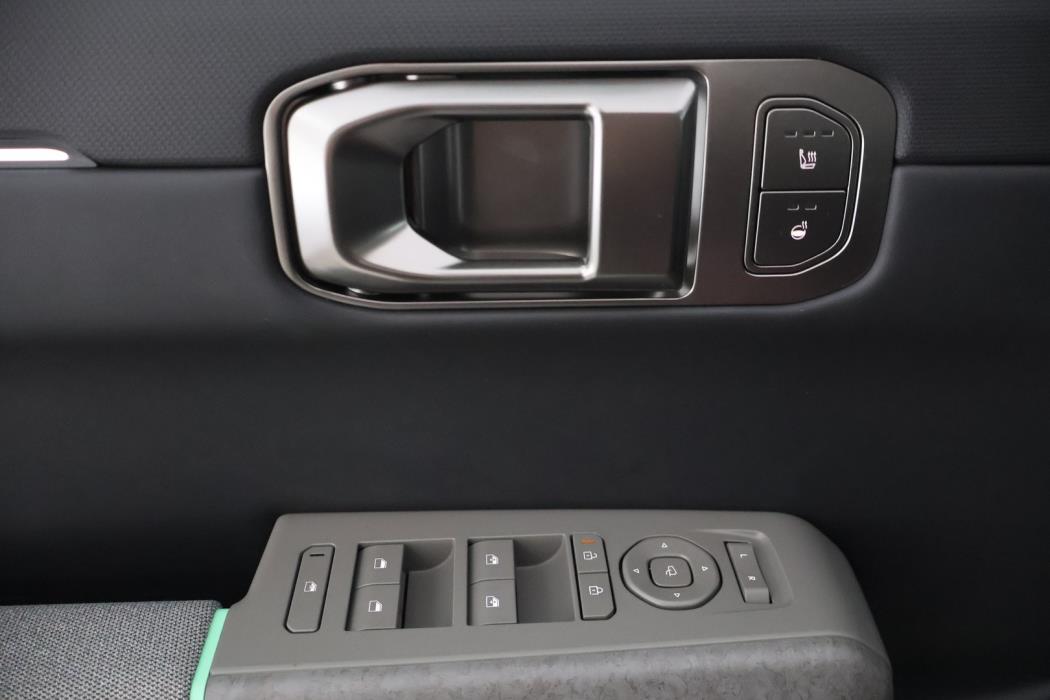 KIA EV4 2027