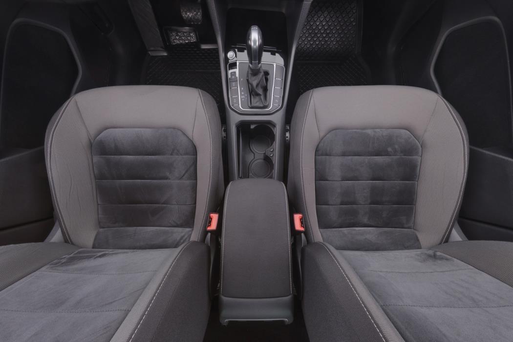 VOLKSWAGEN Golf Sportsvan 2016