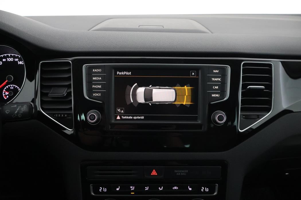VOLKSWAGEN Golf Sportsvan 2016