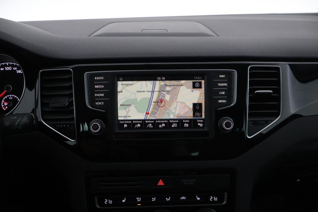 VOLKSWAGEN Golf Sportsvan 2016