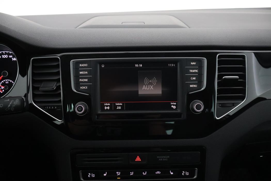 VOLKSWAGEN Golf Sportsvan 2016