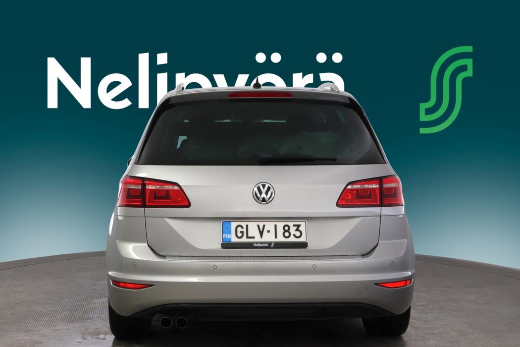 VOLKSWAGEN Golf Sportsvan 2016