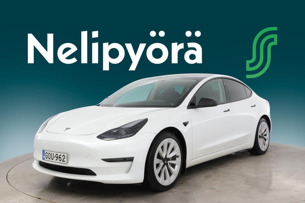 TESLA Model 3 2021