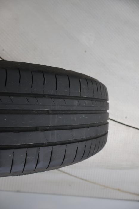 VOLKSWAGEN Caddy Maxi 2025