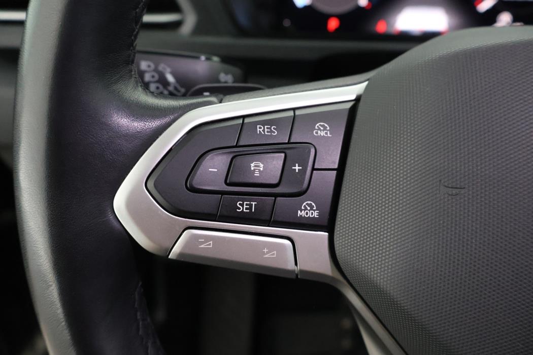 VOLKSWAGEN Caddy Maxi 2025