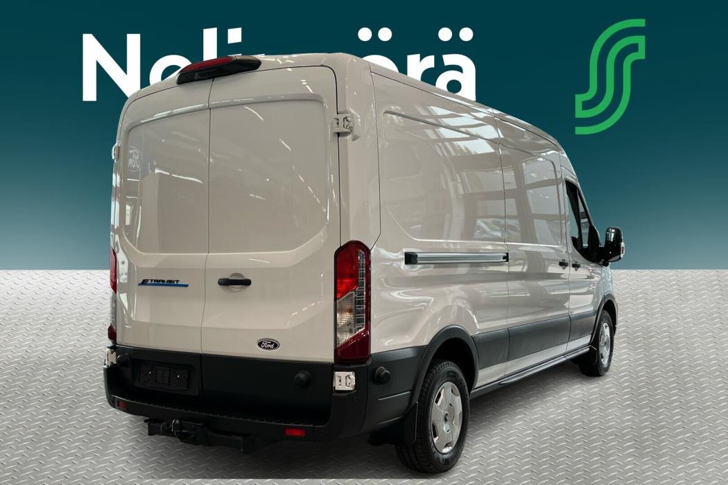 FORD TRANSIT 2025