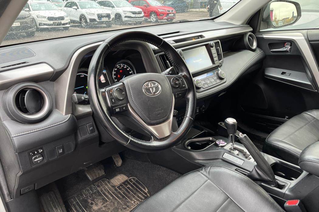 TOYOTA RAV4 2016