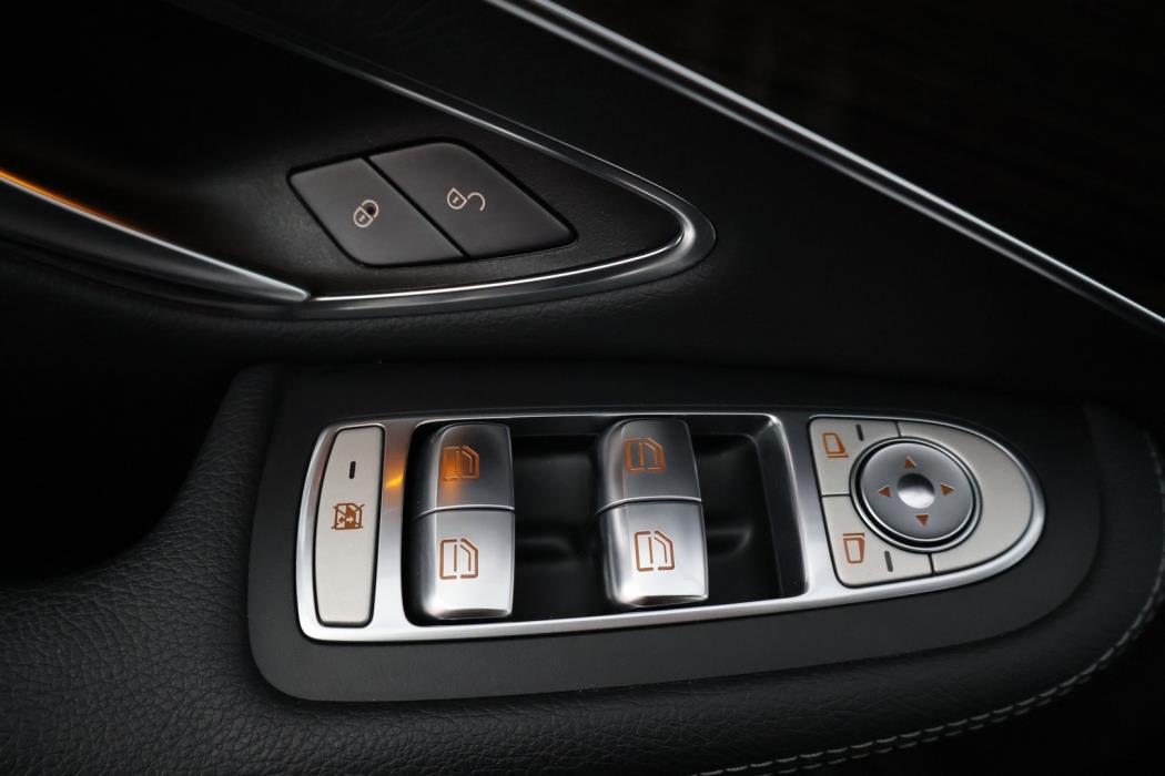 MERCEDES-BENZ GLC 2015