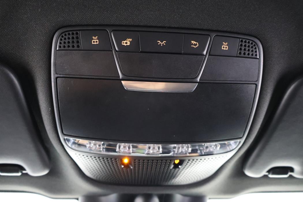 MERCEDES-BENZ GLC 2015