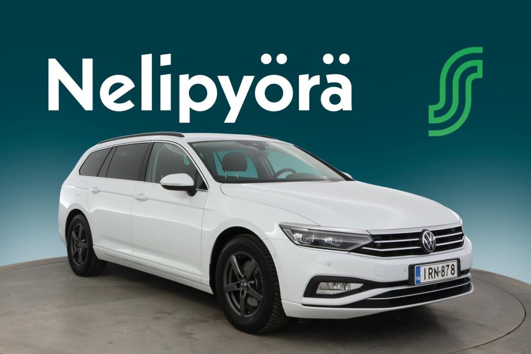 VOLKSWAGEN Passat 2023