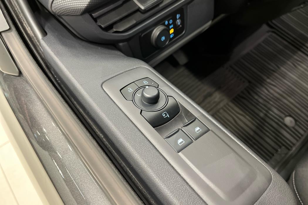 FORD TRANSIT CUSTOM 2025