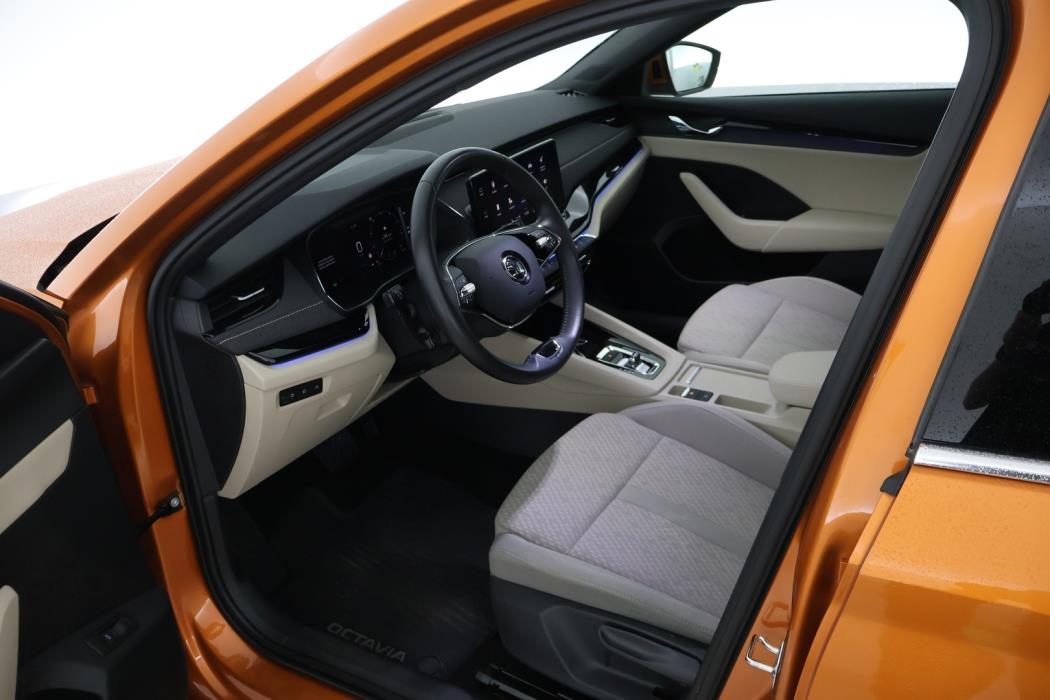 SKODA Octavia 2024