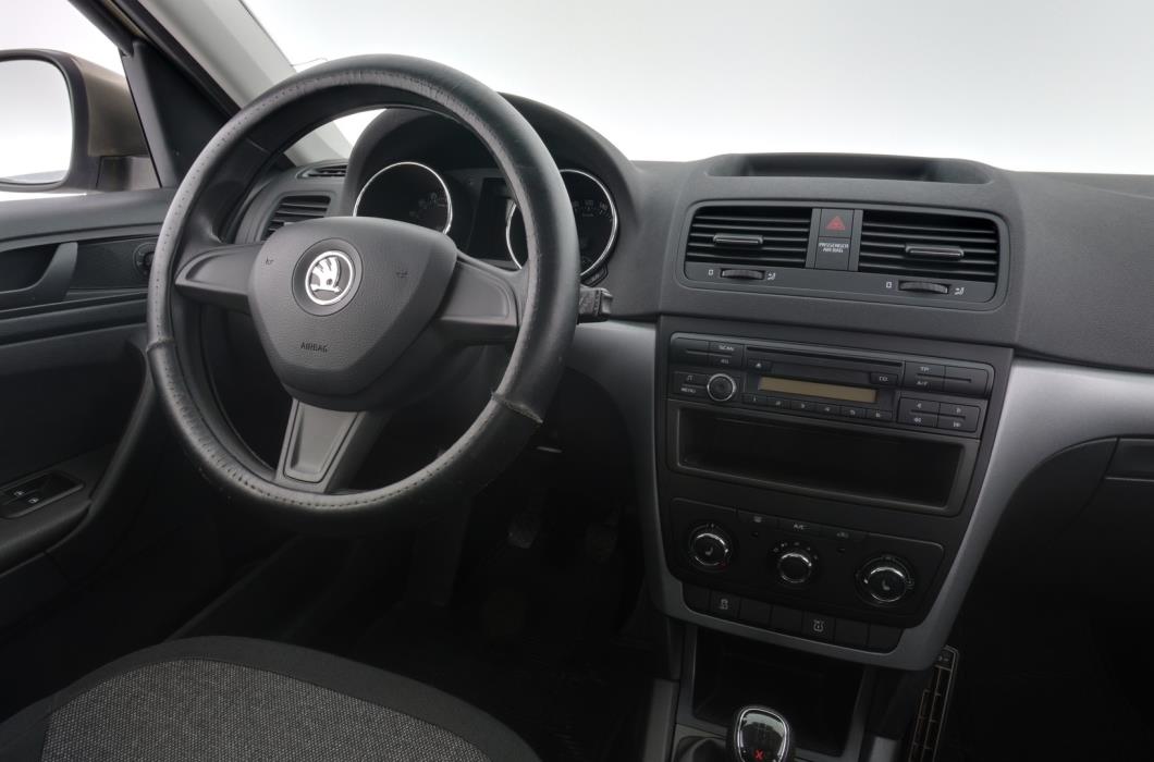 SKODA Yeti 2014