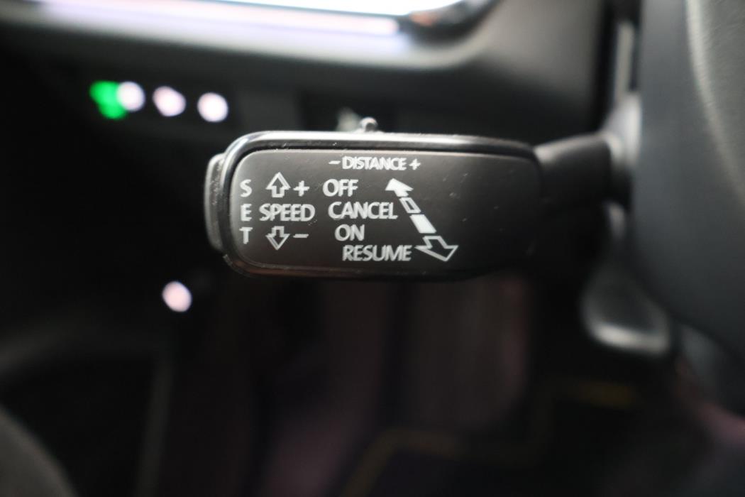 SKODA Enyaq 2024