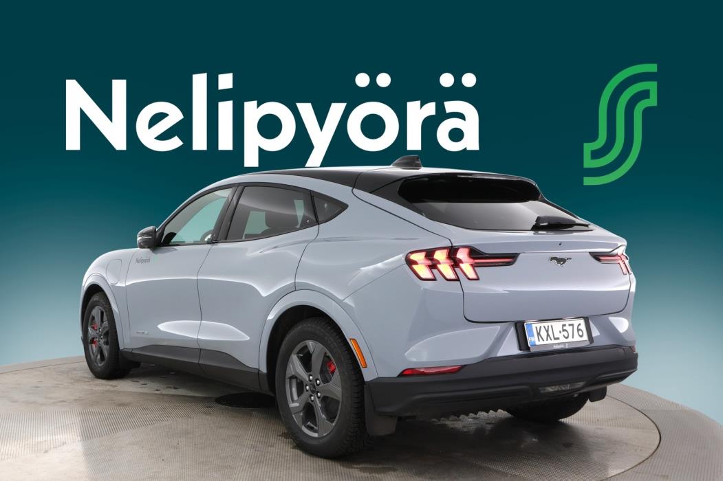 FORD Mustang Mach-E 2025