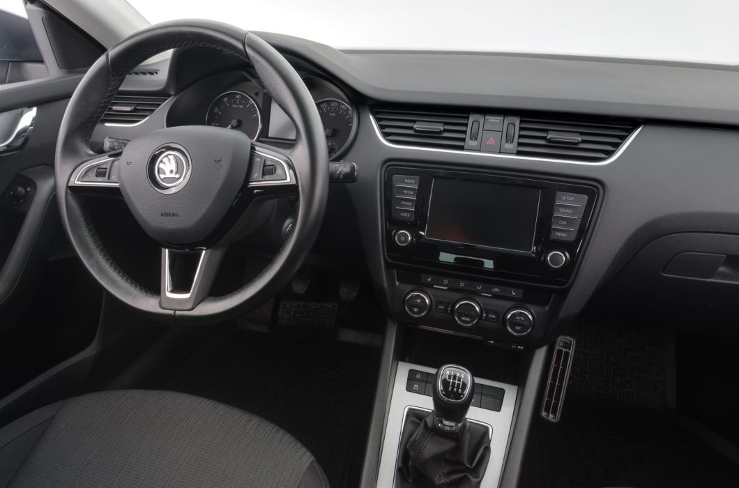 SKODA Octavia 2016