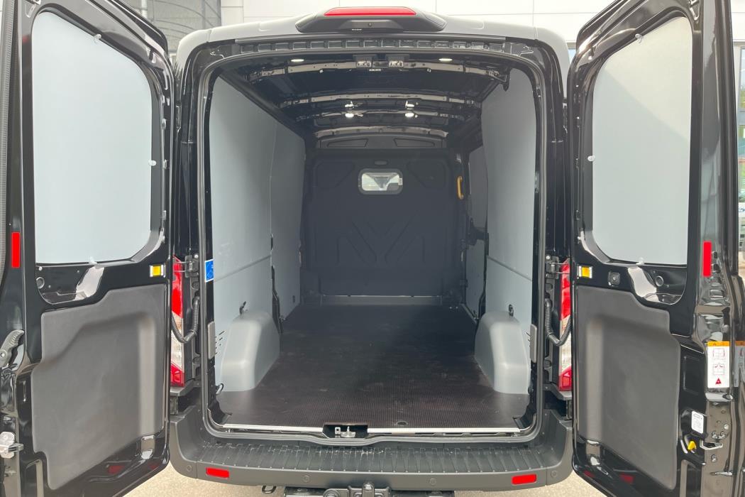 FORD TRANSIT 2026