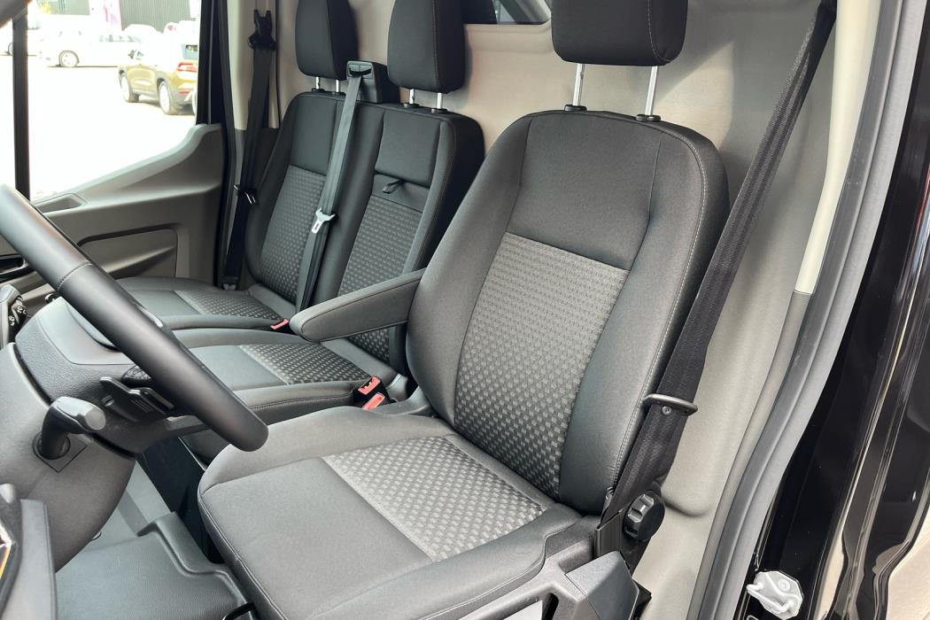 FORD TRANSIT 2026