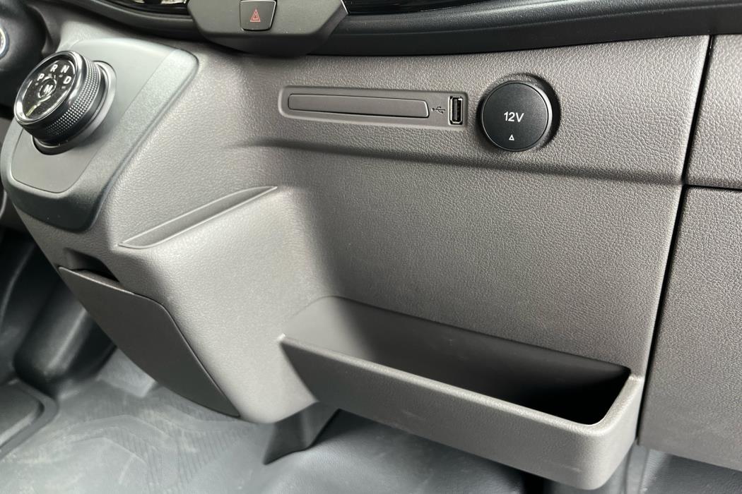 FORD TRANSIT 2026