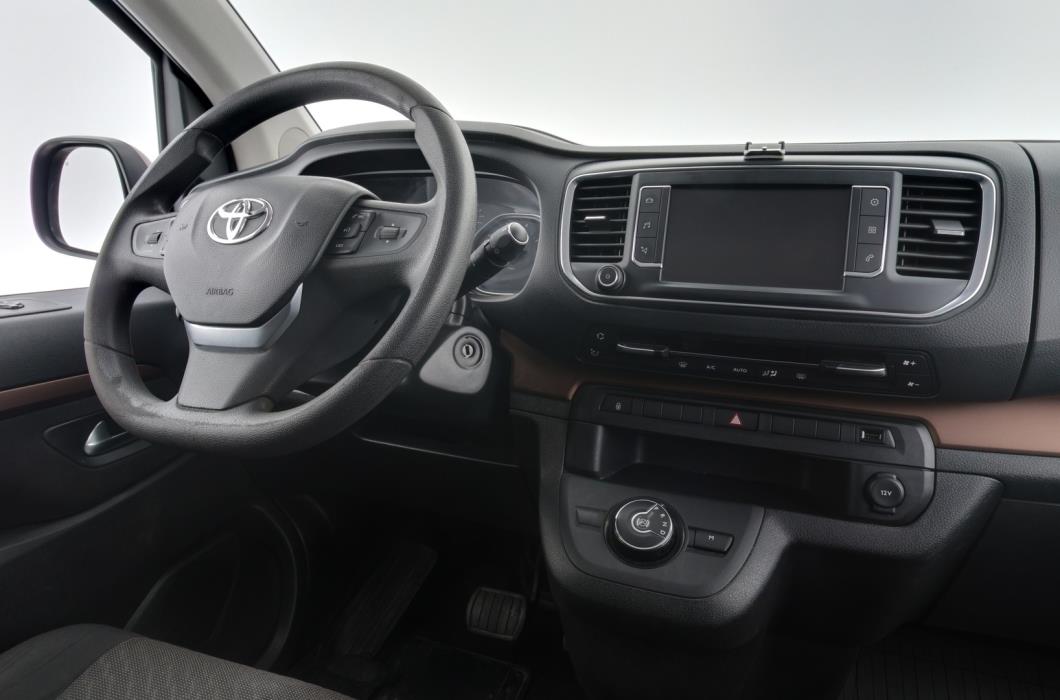 TOYOTA Proace Verso 2017