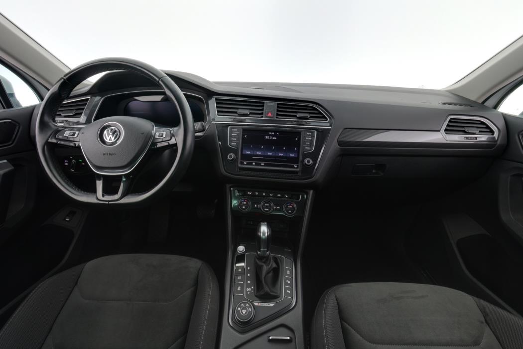 VOLKSWAGEN Tiguan 2016